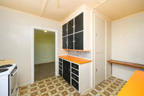 Photo of property in 32 Follett Street, Marton, 4710