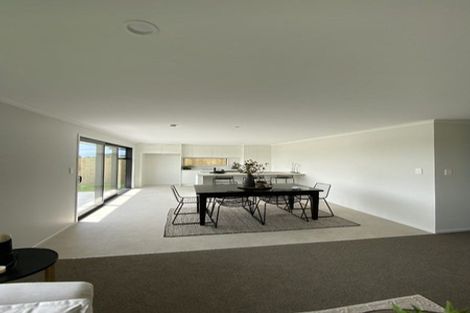 Photo of property in 21 Cowell Crescent, Pyes Pa, Tauranga, 3112