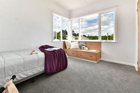 Photo of property in 36 Karaka Street, Helensville, 0800