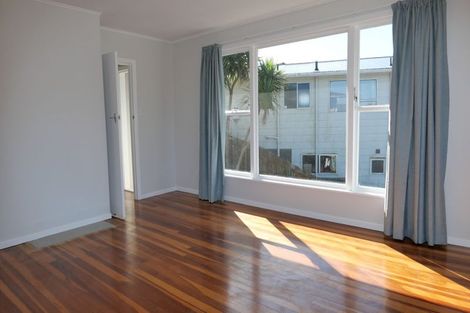 Photo of property in 132 Broderick Road, Johnsonville, Wellington, 6037