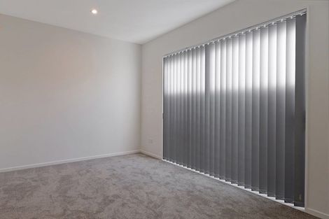 Photo of property in 1/3238 Great North Road, New Lynn, Auckland, 0600