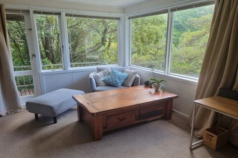 Photo of property in 42 Moana Road, Kelburn, Wellington, 6012