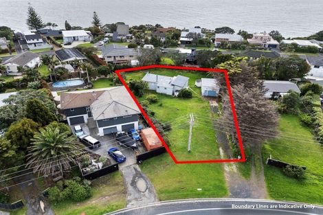 Photo of property in 1364 Whangaparaoa Road, Army Bay, Whangaparaoa, 0930