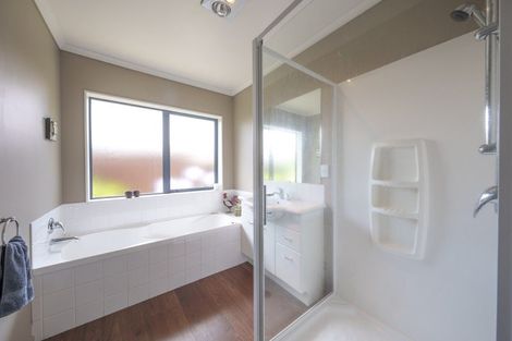 Photo of property in 2 Taunton Place, Rangiora, 7400