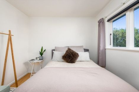 Photo of property in 37 Kowhai Terrace, Saint Martins, Christchurch, 8022