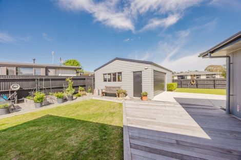 Photo of property in 2 Willow Grove, Waipukurau, 4200