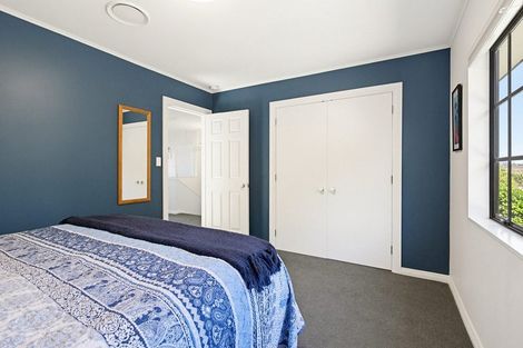 Photo of property in 11 Ramphal Terrace, Khandallah, Wellington, 6035