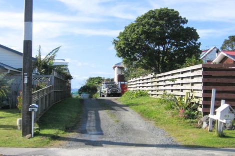 Photo of property in 215 Mahurangi East Road, Snells Beach, 0920
