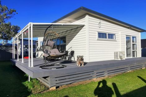 Photo of property in 27a Matai Street, Waikanae, 5036