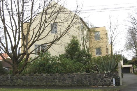 Photo of property in 4/17 Eversleigh Street, St Albans, Christchurch, 8014