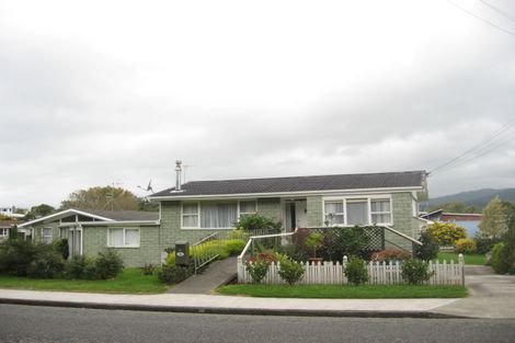Photo of property in 32a Matatua Road, Raumati Beach, Paraparaumu, 5032