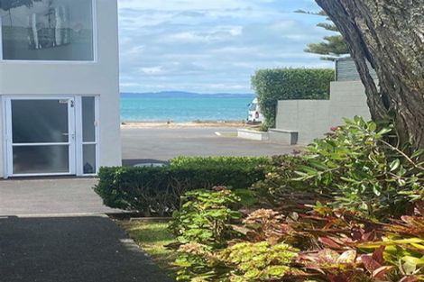 Photo of property in 5i The Esplanade, Eastern Beach, Auckland, 2012
