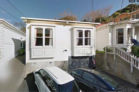 Photo of property in 21 Everton Terrace, Kelburn, Wellington, 6012