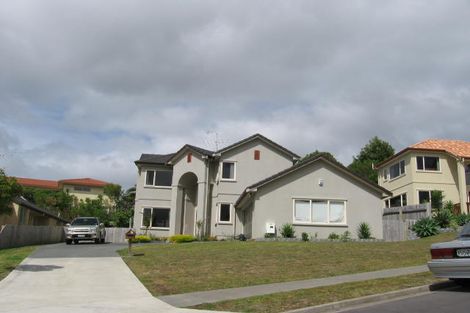 Photo of property in 30 Black Teal Close, Unsworth Heights, Auckland, 0632