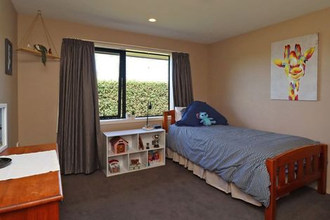 Photo of property in 9 Argyle Street, Weston, Oamaru, 9401