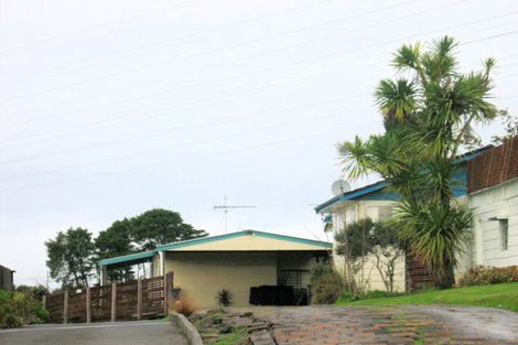 Photo of property in 16 Doone Place, Massey, Auckland, 0614