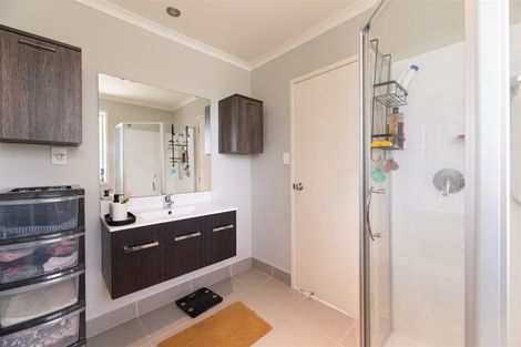 Photo of property in 1 Tarapiroe Avenue, Takanini, 2112