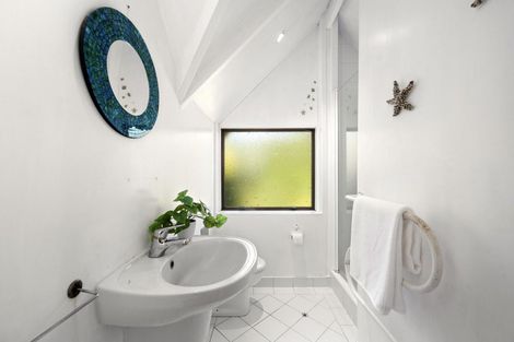 Photo of property in 3 Ridge Road, Lake Okareka, Rotorua, 3076