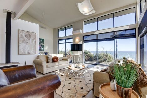 Photo of property in 107 Peat Avenue, Kai Iwi, Whanganui, 4574