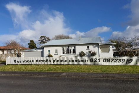 Photo of property in 1 Glen Norman Avenue, Henderson, Auckland, 0610