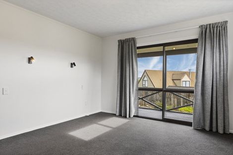 Photo of property in 2 Gladstone Grove, Richmond Heights, Taupo, 3330