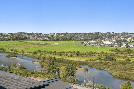 Photo of property in 30 Cassidy Drive, Orewa, 0931