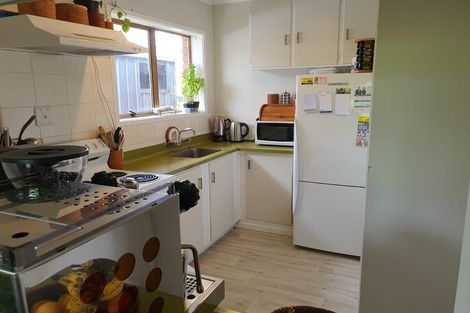 Photo of property in 35a/1 Coniston Avenue, Te Atatu South, Auckland, 0610