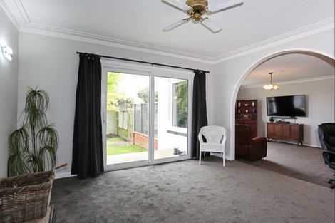 Photo of property in 1 Manapouri Street, Strathern, Invercargill, 9812