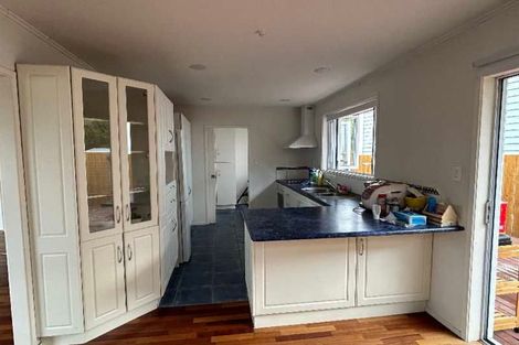 Photo of property in 10 Aralia Road, Sunnynook, Auckland, 0620