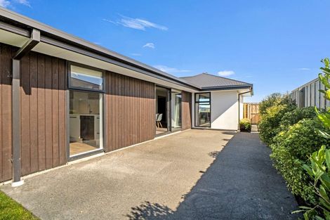 Photo of property in 73 Collier Drive, Halswell, Christchurch, 8025