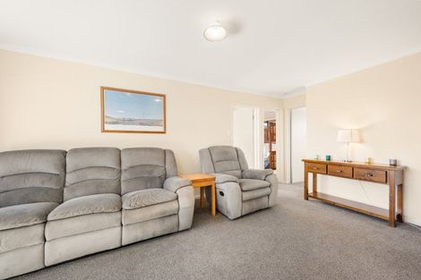 Photo of property in 42 Newburn Street, Waikaia, 9778