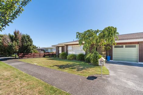 Photo of property in 81 Long Melford Road, Awapuni, Palmerston North, 4412