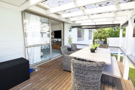 Photo of property in 2 Perry Crescent, Greenmeadows, Napier, 4112