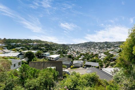 Photo of property in 24 Southern Cross Crescent, Island Bay, Wellington, 6023