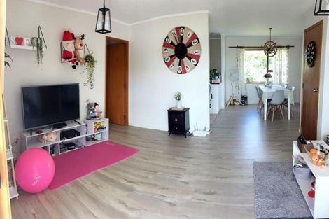 Photo of property in 165a/3 Colwill Road, Massey, Auckland, 0614