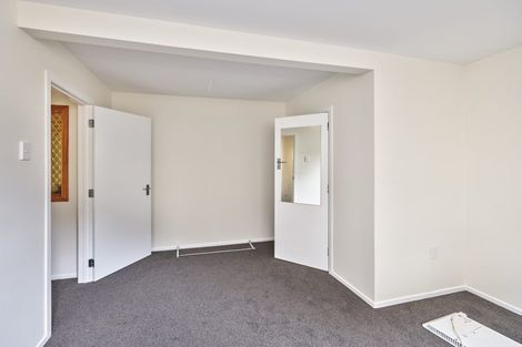 Photo of property in 20 Victoria Road, New Plymouth, 4310