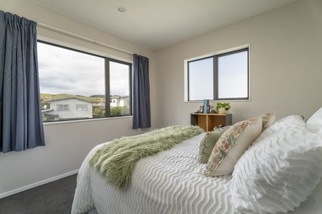 Photo of property in 213 Mark Avenue, Grenada Village, Wellington, 6037