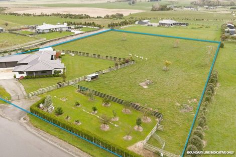 Photo of property in 18 Robbie Lane, Ashhurst, Palmerston North, 4470