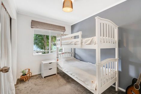 Photo of property in 29 Shadon Place, Stanmore Bay, Whangaparaoa, 0932