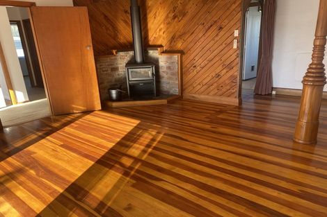 Photo of property in 10 Huia Grove, Elderslea, Upper Hutt, 5018