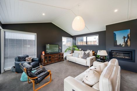 Photo of property in 42b Farrant Drive, Wanaka, 9305