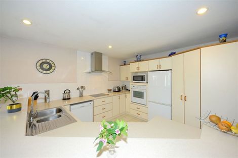 Photo of property in 3 Thoresby Mews, Avonhead, Christchurch, 8042