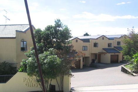 Photo of property in 9/18 Pannill Place, Oteha, Auckland, 0632