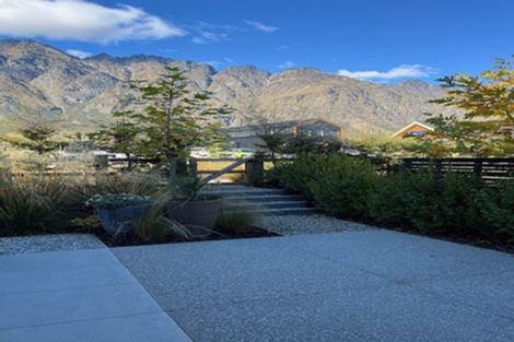 Photo of property in 1 Mulholland Drive, Jacks Point, 9371