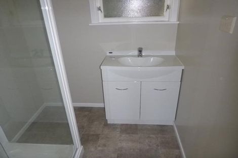 Photo of property in 91 Ruskin Road, Newlands, Wellington, 6037