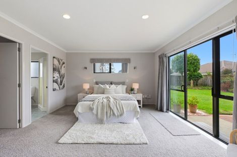 Photo of property in 655 Grenada Street, Papamoa Beach, Papamoa, 3118