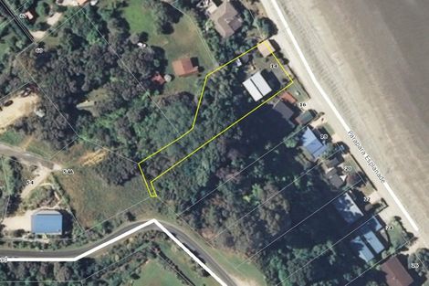 Photo of property in 14 Parapara Esplanade, Parapara, Takaka, 7182