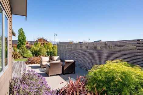 Photo of property in 4 Mcdonald Street, Wanaka, 9305