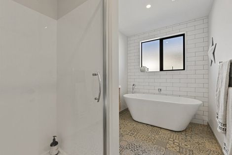 Photo of property in 188 Travis Road, New Brighton, Christchurch, 8083