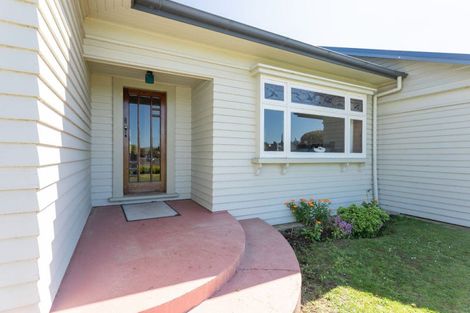 Photo of property in 22 Hunter Street, Dannevirke, 4930